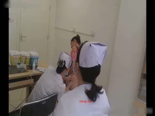 【热搜新瓜】广州市中西医结合医院扎针事件！ 冒充医护潜入治疗室偷拍各路美女打针！居然还有穿丁字裤扎屁针的！